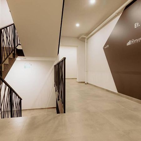 Nest Inn Oasis Residence Baia Mare Buitenkant foto