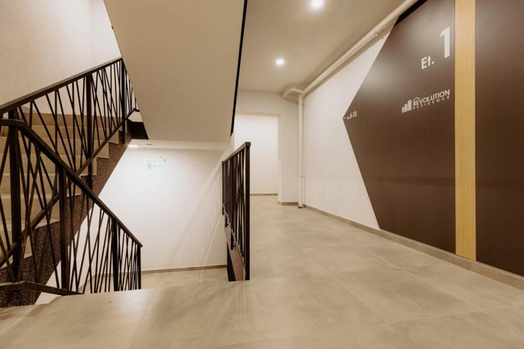 Nest Inn Oasis Residence Baia Mare Buitenkant foto