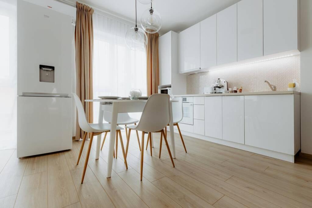 Nest Inn Oasis Residence Baia Mare Buitenkant foto
